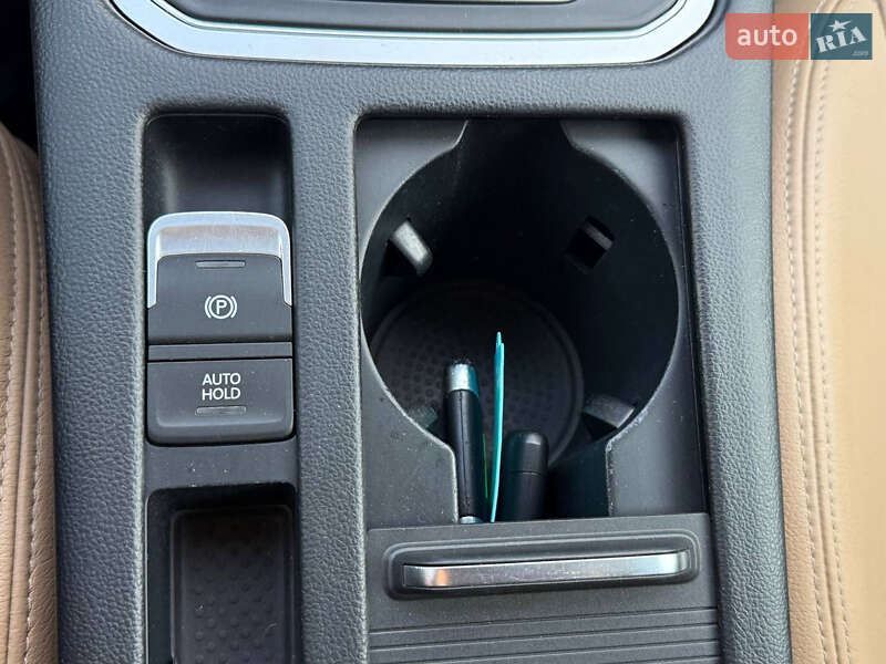 Универсал Volkswagen Passat 2015 в Стрые