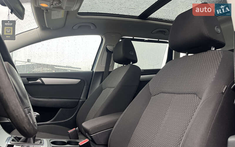 Универсал Volkswagen Passat 2012 в Мукачево