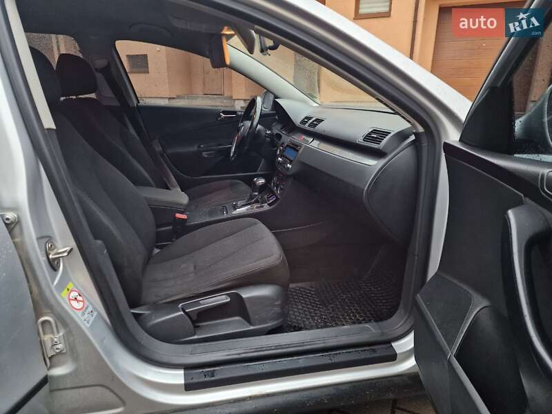Универсал Volkswagen Passat 2008 в Стрые
