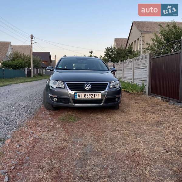 Універсал Volkswagen Passat 2005 в Умані
