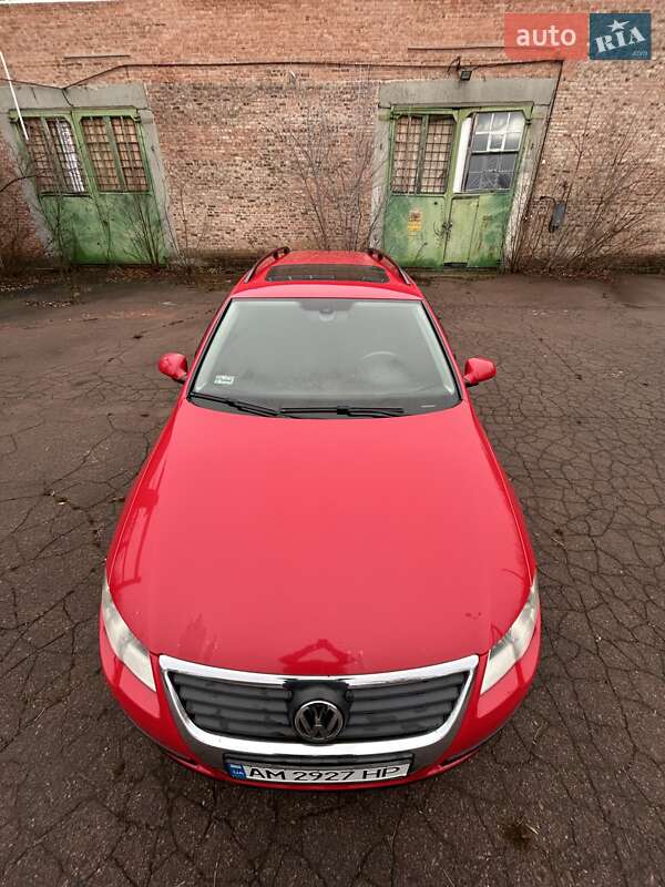 Универсал Volkswagen Passat 2005 в Житомире