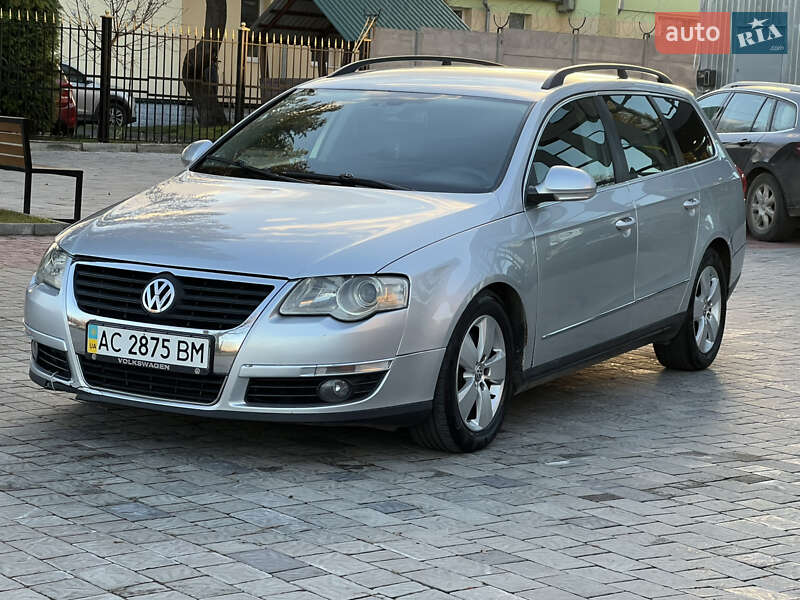 Универсал Volkswagen Passat 2006 в Ровно
