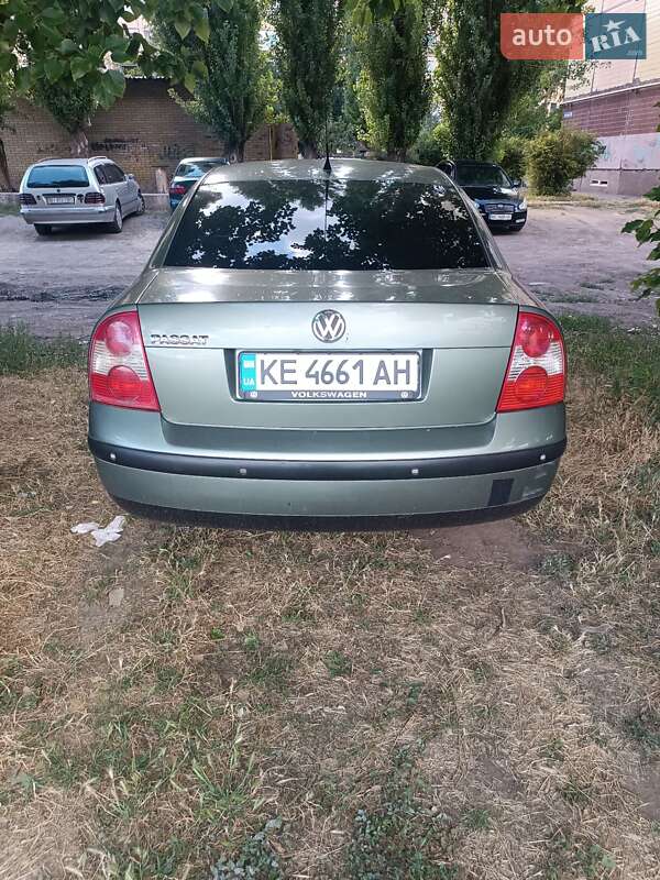Седан Volkswagen Passat 2002 в Кривом Роге