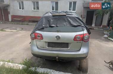 Універсал Volkswagen Passat 2006 в Рівному
