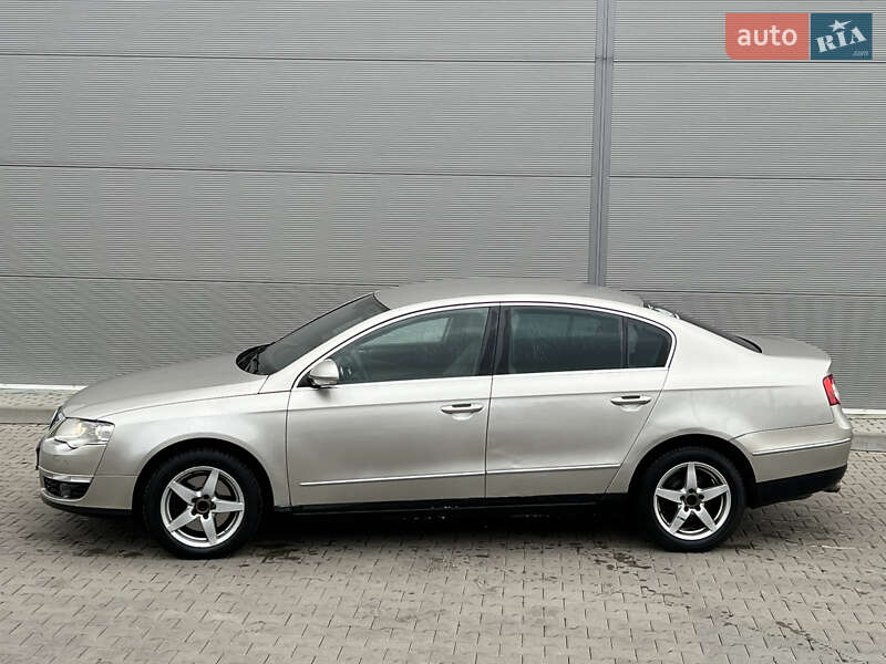 Седан Volkswagen Passat 2007 в Киеве