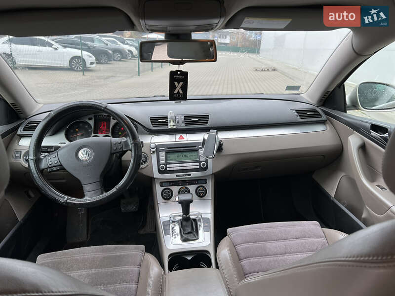 Седан Volkswagen Passat 2007 в Киеве