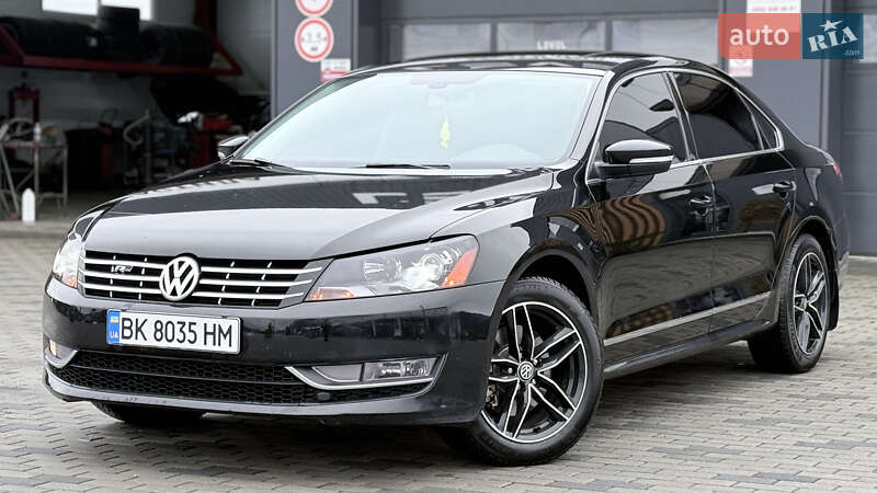 Седан Volkswagen Passat 2015 в Хусте
