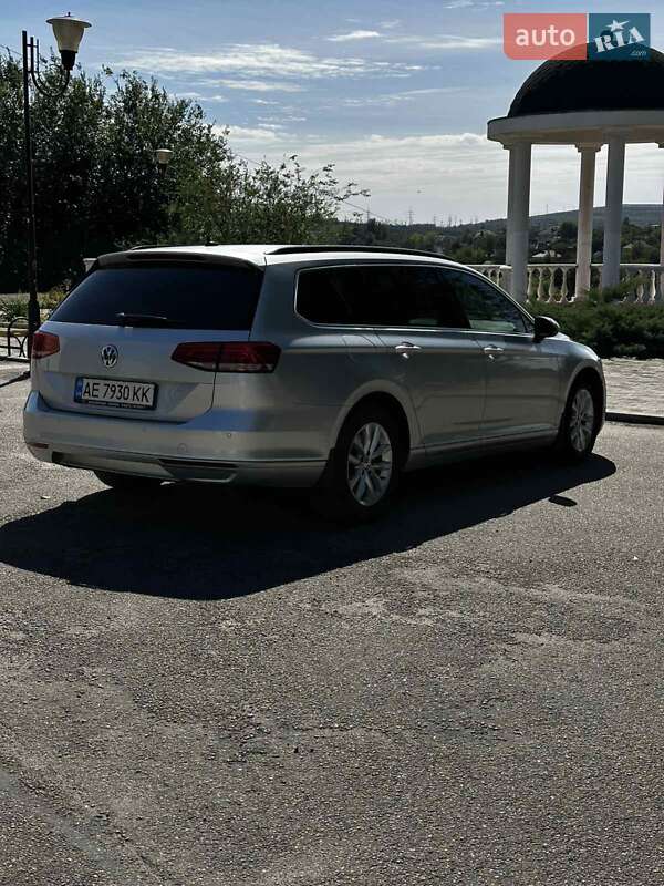 Универсал Volkswagen Passat 2015 в Кривом Роге