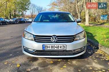 Седан Volkswagen Passat 2013 в Одессе