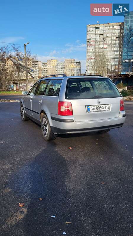 Универсал Volkswagen Passat 2003 в Днепре