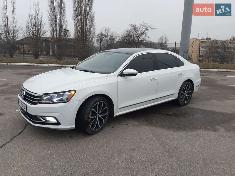 Седан Volkswagen Passat 2016 в Харькове