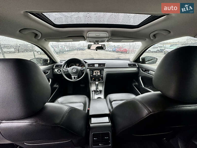 Седан Volkswagen Passat 2014 в Киеве