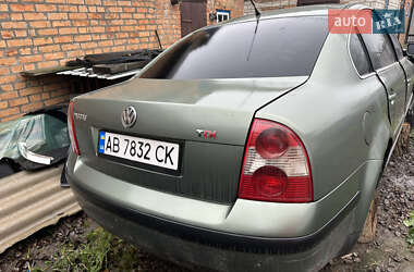 Седан Volkswagen Passat 2002 в Виннице