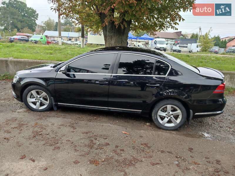 Volkswagen Passat 2011