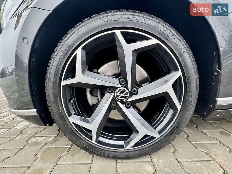 Универсал Volkswagen Passat 2020 в Луцке