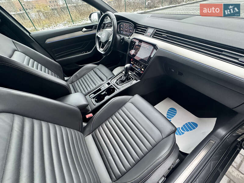 Универсал Volkswagen Passat 2020 в Луцке