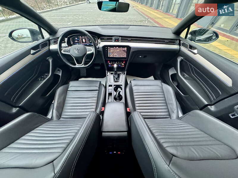 Универсал Volkswagen Passat 2020 в Луцке
