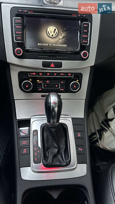 Универсал Volkswagen Passat 2011 в Черкассах