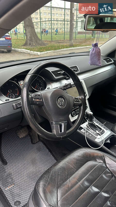 Универсал Volkswagen Passat 2011 в Черкассах