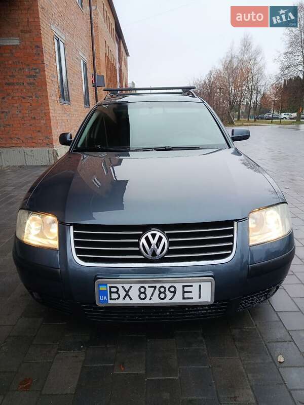 Универсал Volkswagen Passat 2002 в Староконстантинове