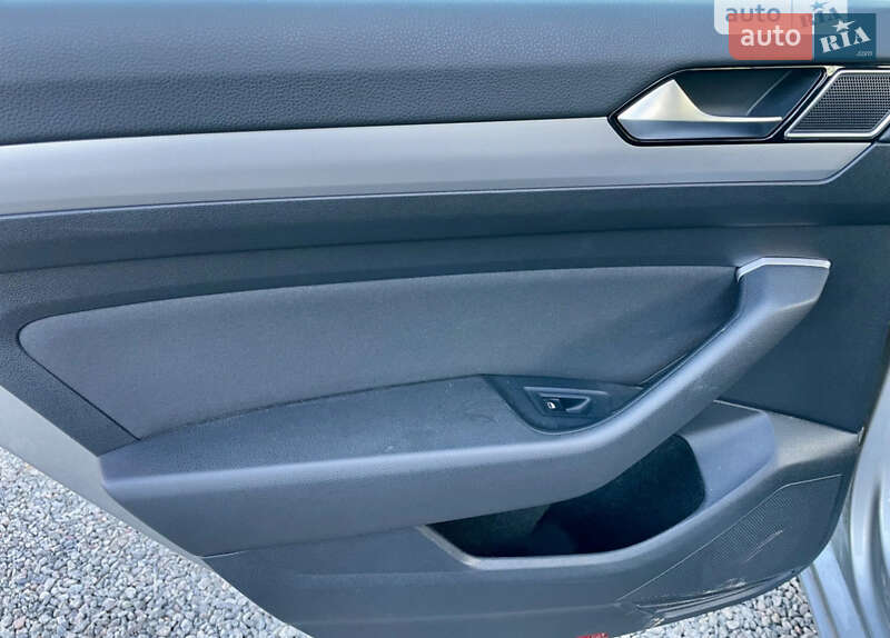 Универсал Volkswagen Passat 2015 в Чернигове