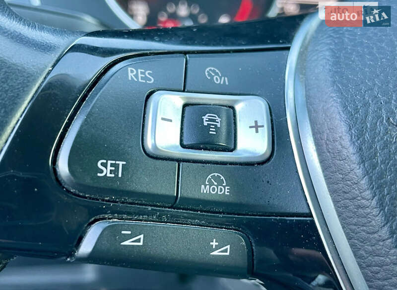 Универсал Volkswagen Passat 2015 в Чернигове