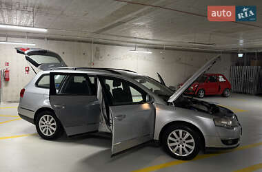 Универсал Volkswagen Passat 2006 в Львове