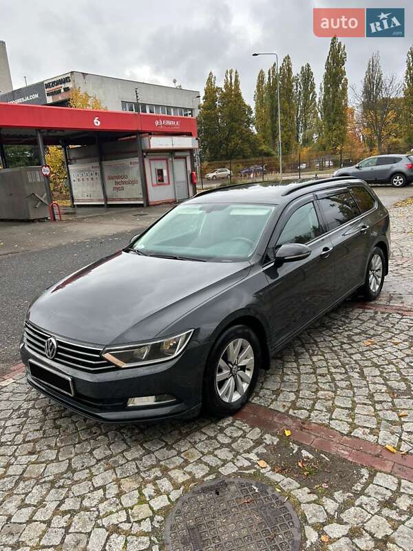 Универсал Volkswagen Passat 2016 в Черновцах фото 2 Универсал Volkswagen Passat 2016 в Черновцах