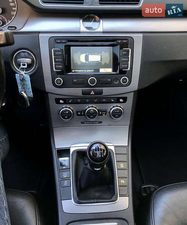 Универсал Volkswagen Passat 2014 в Черновцах