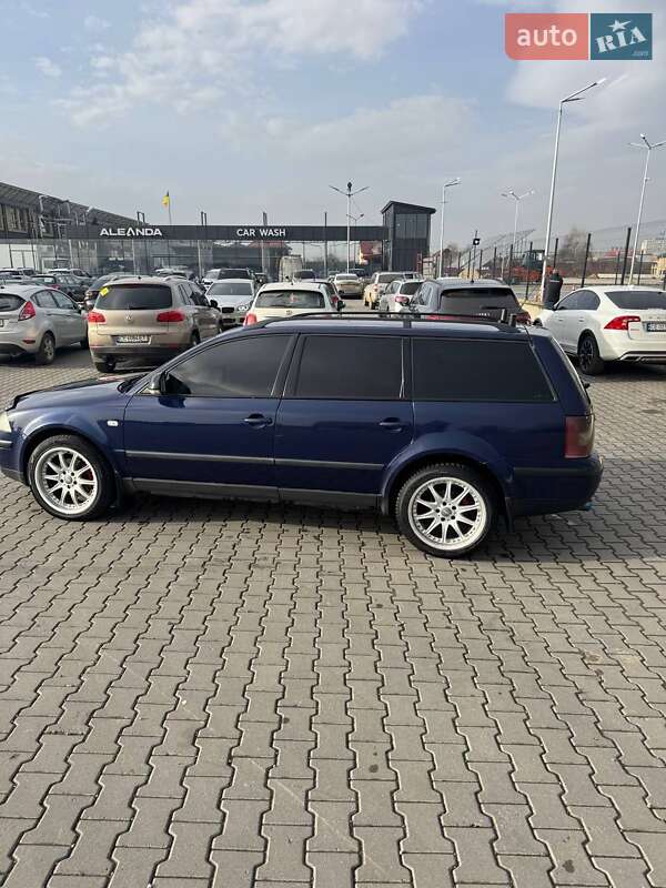 Універсал Volkswagen Passat 2002 в Глибокій
