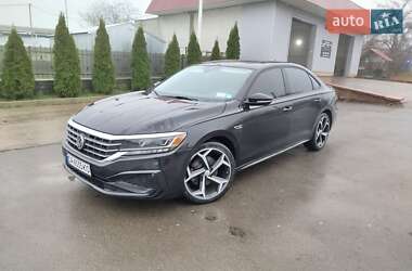 Седан Volkswagen Passat 2020 в Тальном