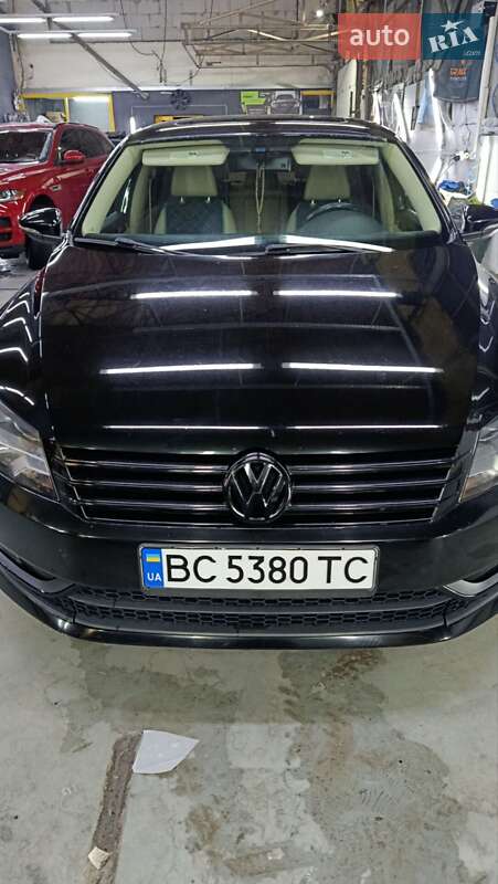 Volkswagen Passat 2011
