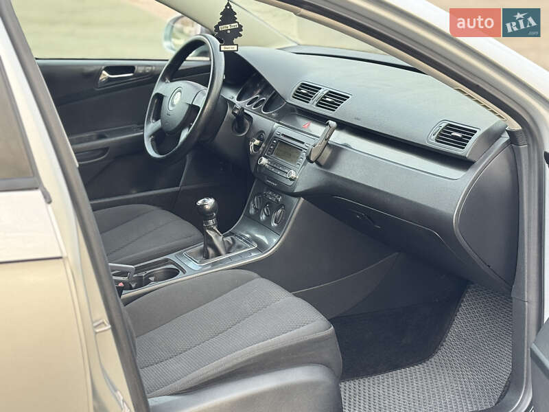 Универсал Volkswagen Passat 2006 в Запорожье