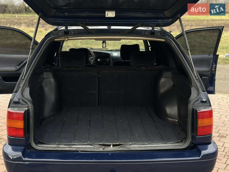 Универсал Volkswagen Passat 1994 в Стрые