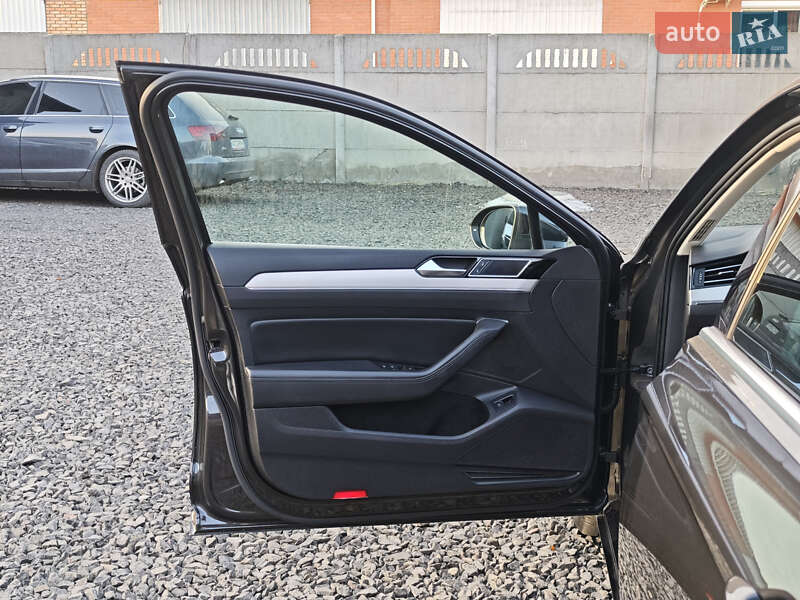 Универсал Volkswagen Passat 2019 в Луцке