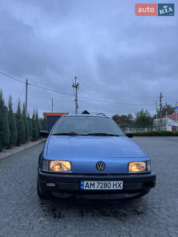 Volkswagen Passat 1993