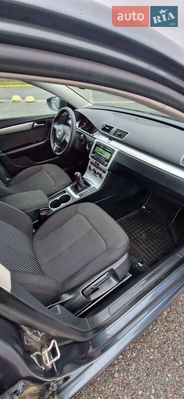 Универсал Volkswagen Passat 2014 в Черновцах