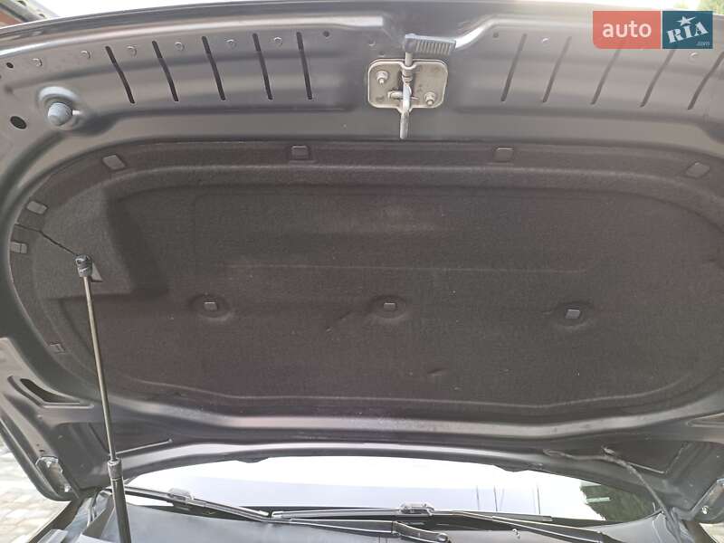 Седан Volkswagen Passat 2018 в Чернівцях