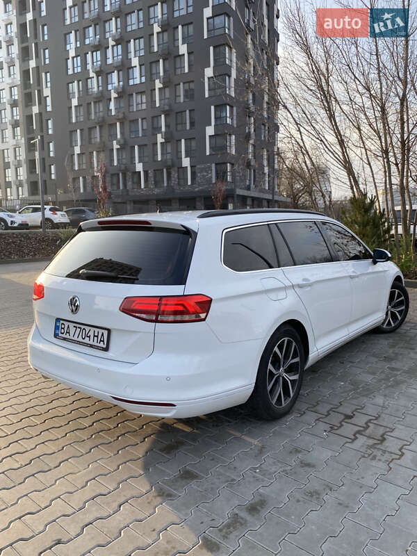 Универсал Volkswagen Passat 2015 в Кропивницком