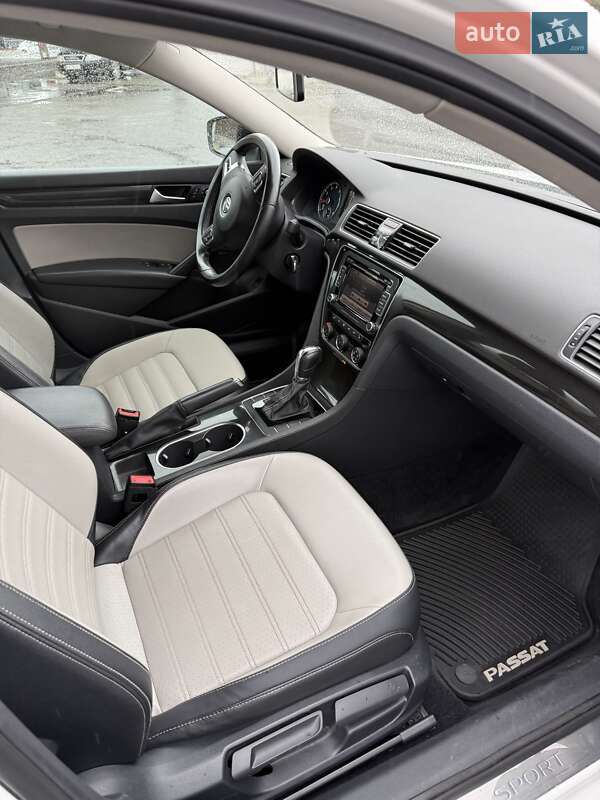 Седан Volkswagen Passat 2014 в Харкові