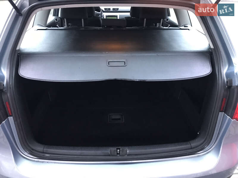 Универсал Volkswagen Passat 2009 в Луцке
