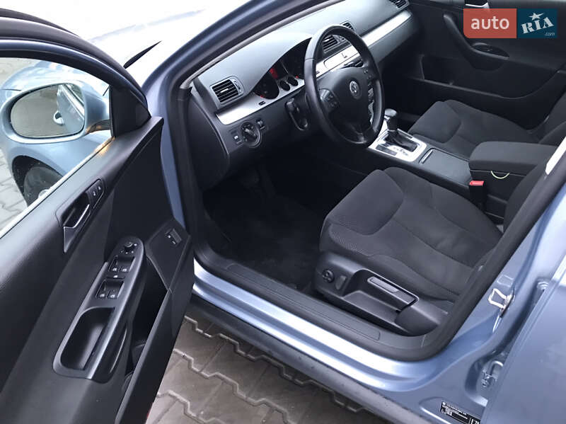 Универсал Volkswagen Passat 2009 в Луцке