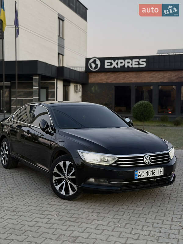 Седан Volkswagen Passat 2018 в Виноградове фото Седан Volkswagen Passat 2018 в Виноградове