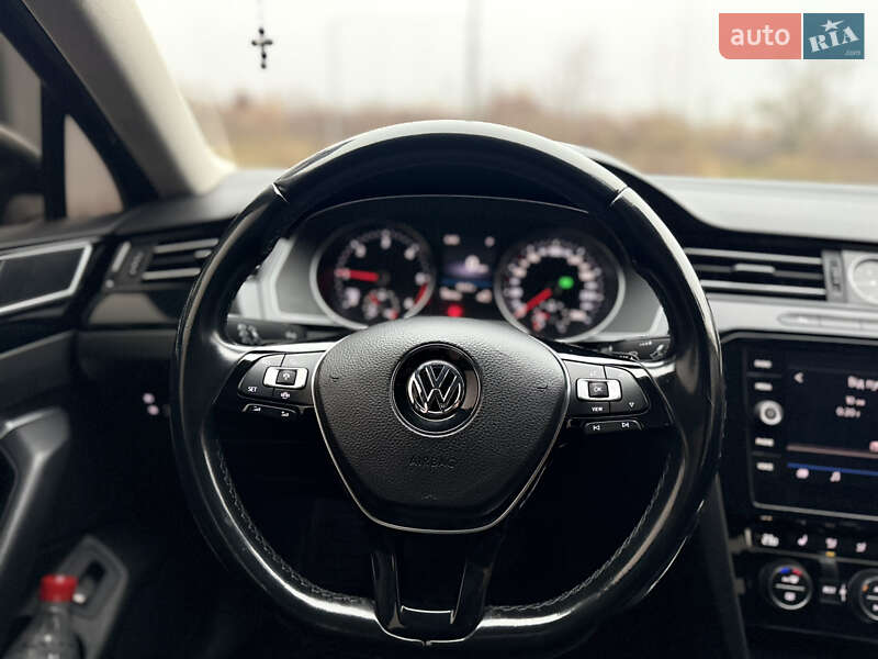 Седан Volkswagen Passat 2018 в Виноградове фото 59 Седан Volkswagen Passat 2018 в Виноградове