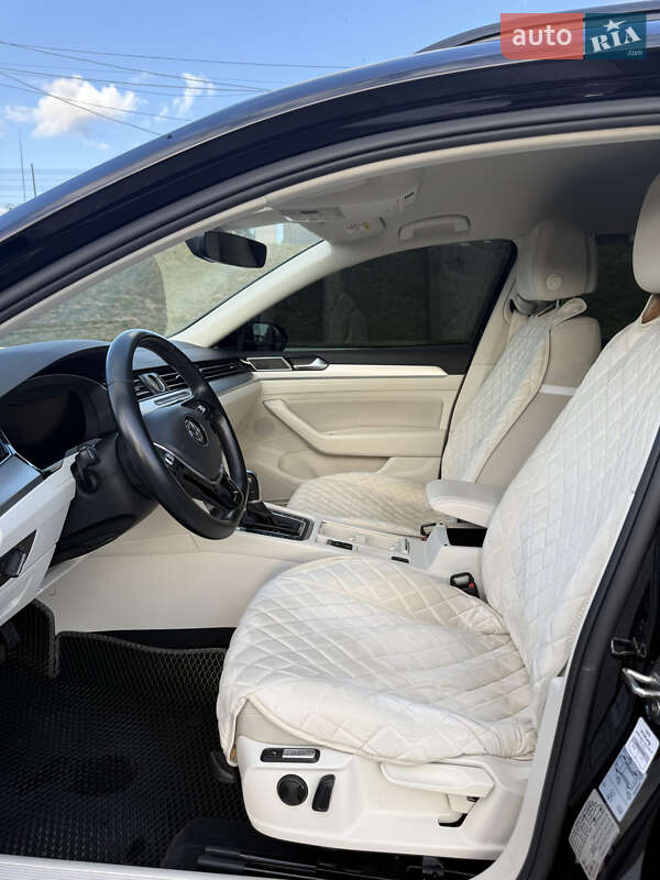 Універсал Volkswagen Passat 2018 в Вінниці