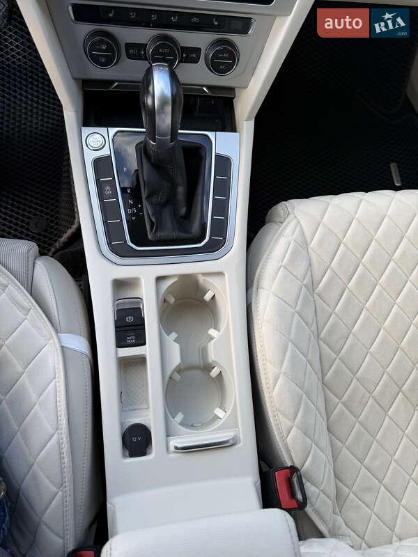 Універсал Volkswagen Passat 2018 в Вінниці