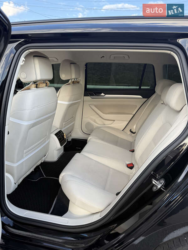 Універсал Volkswagen Passat 2018 в Вінниці