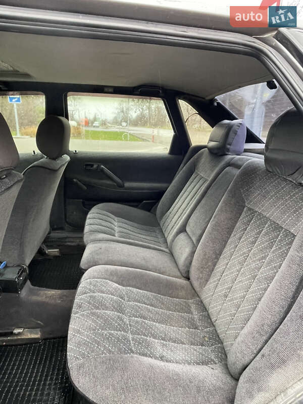 Седан Volkswagen Passat 1992 в Віньківцях фото 7 Седан Volkswagen Passat 1992 в Віньківцях