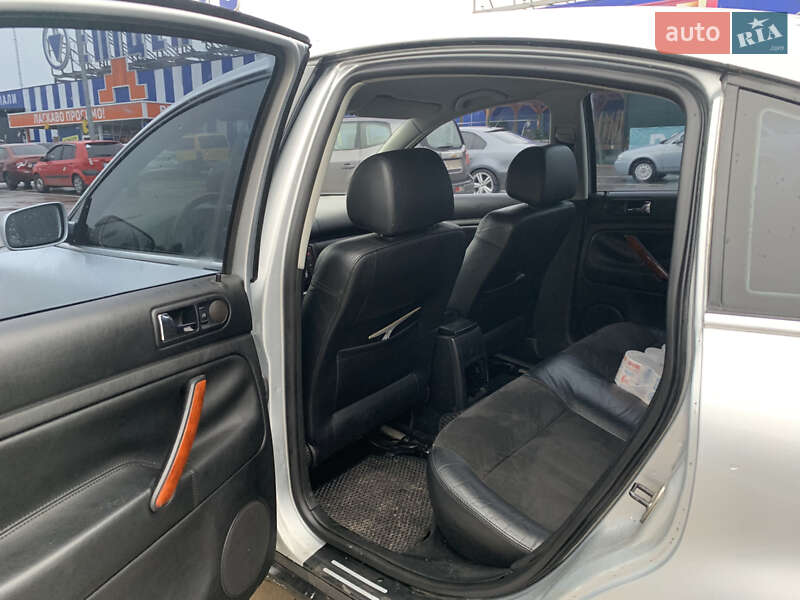 Седан Volkswagen Passat 2003 в Прилуках