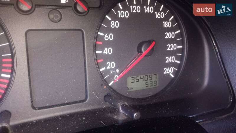 Универсал Volkswagen Passat 2000 в Виннице